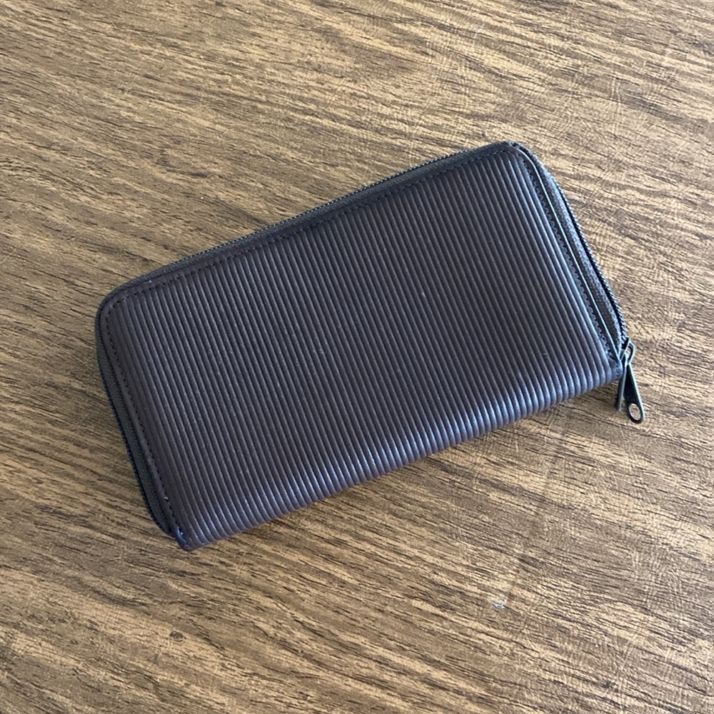 MUNDI LEATHER FULL ZIP AROUND WALLET BROWN NWT